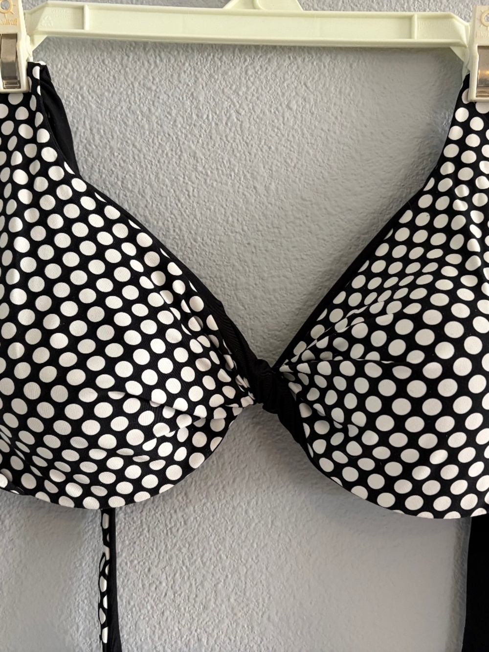 Coco Reef Reversible Twist Front Bikini Top 36DD